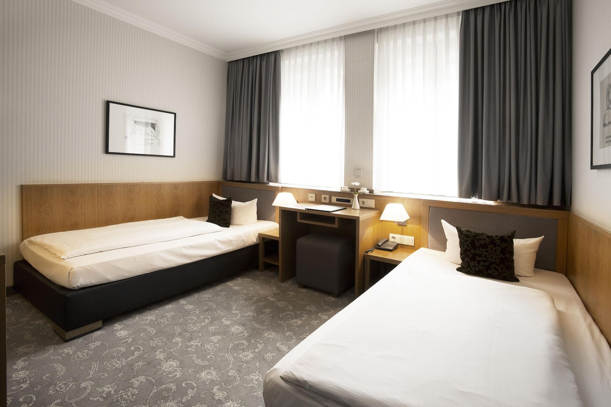 Townhouse Hotel Frankfurt nad Mohanem Exteriér fotografie